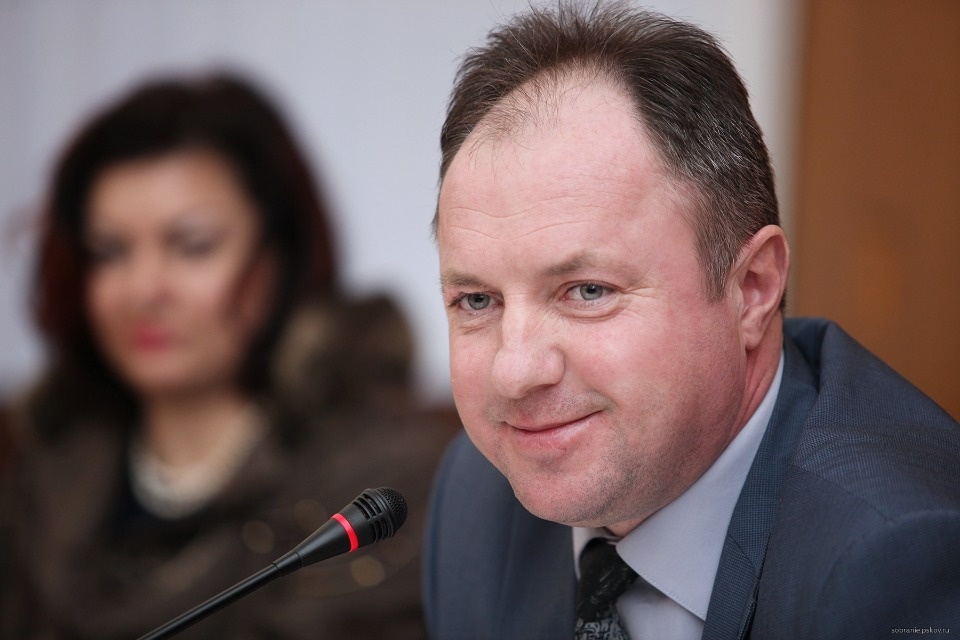 Как псковские районы объединили в избирательные округа