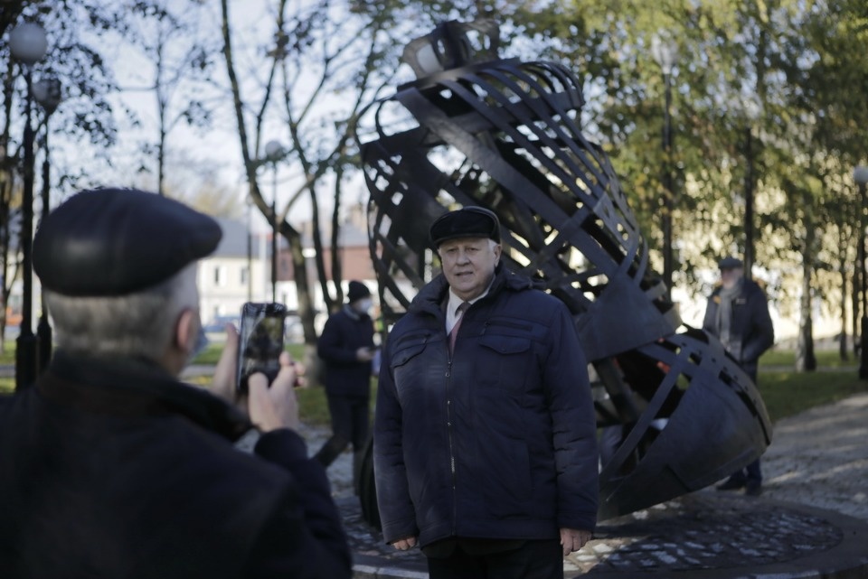 ПОС звонит в колокол