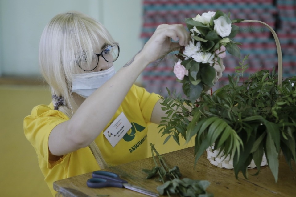 Цветок и ваза