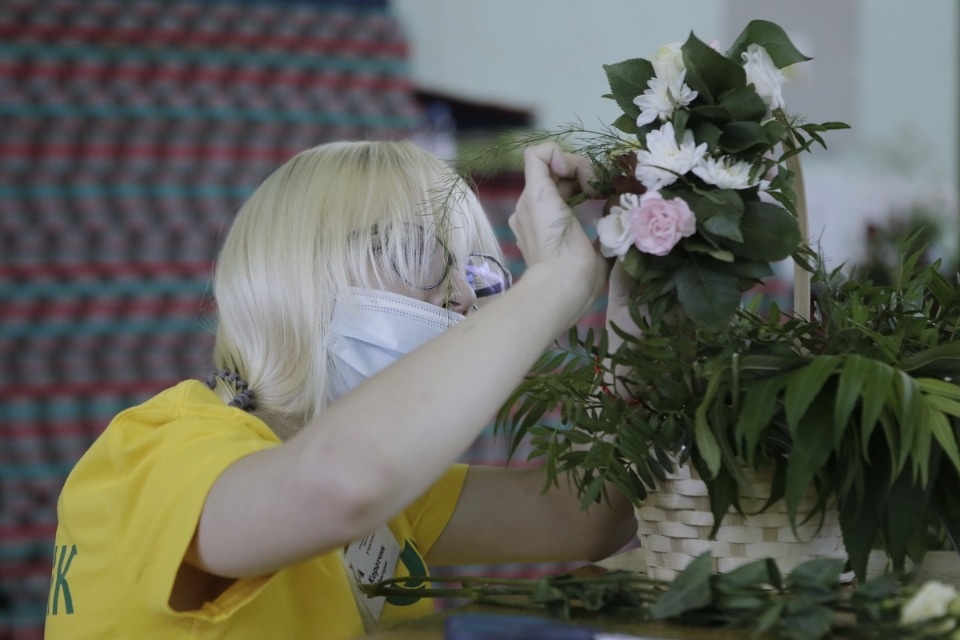 Цветок и ваза