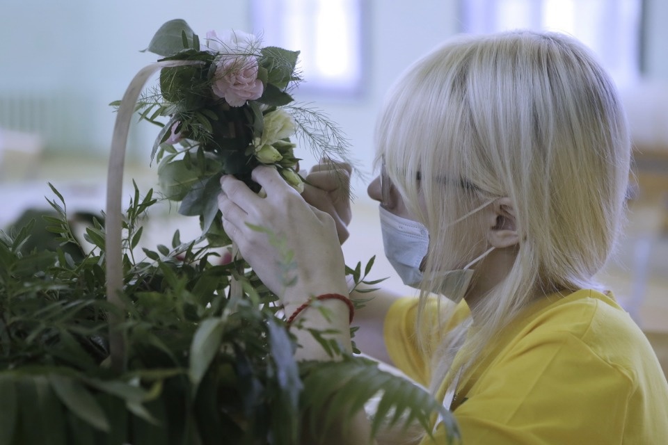 Цветок и ваза