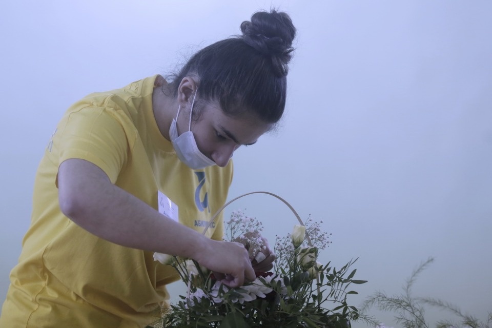 Цветок и ваза