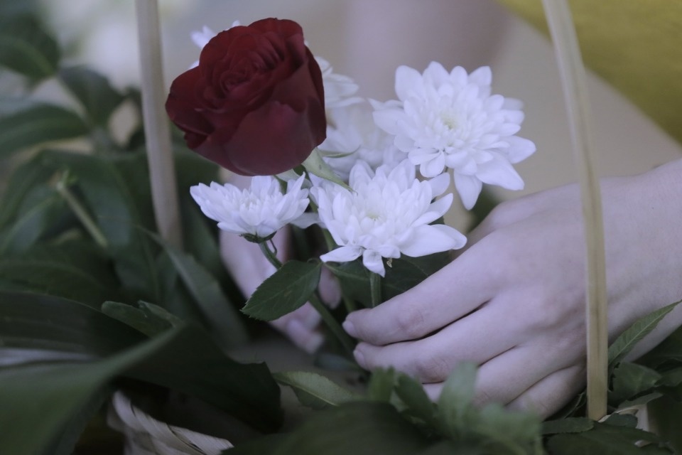 Цветок и ваза