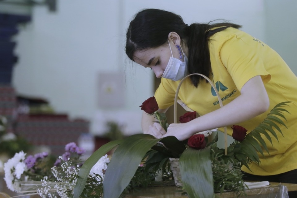 Цветок и ваза