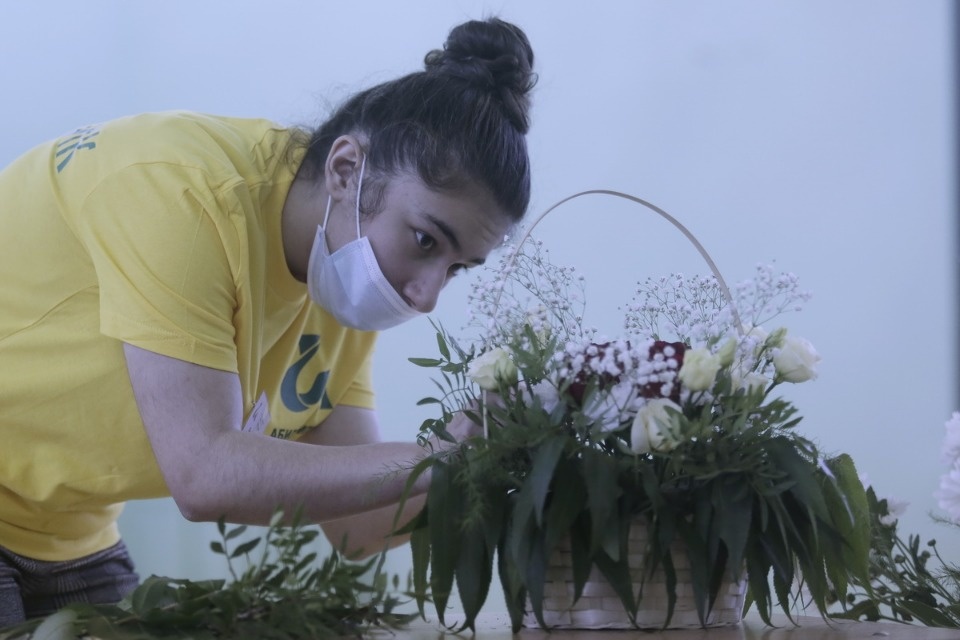 Цветок и ваза