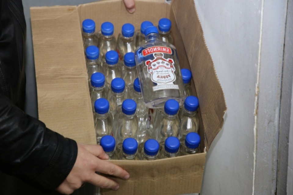 130 литров алкоголя изъяли из незаконного оборота в Пскове 