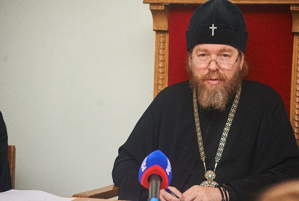 Церковные власти будут контролировать реставрацию в псковских храмах