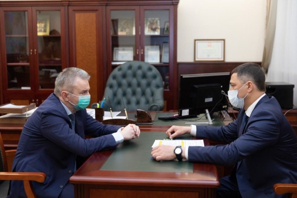 Покупку нового медоборудования обсудил псковский губернатор с замглавы Минздрава