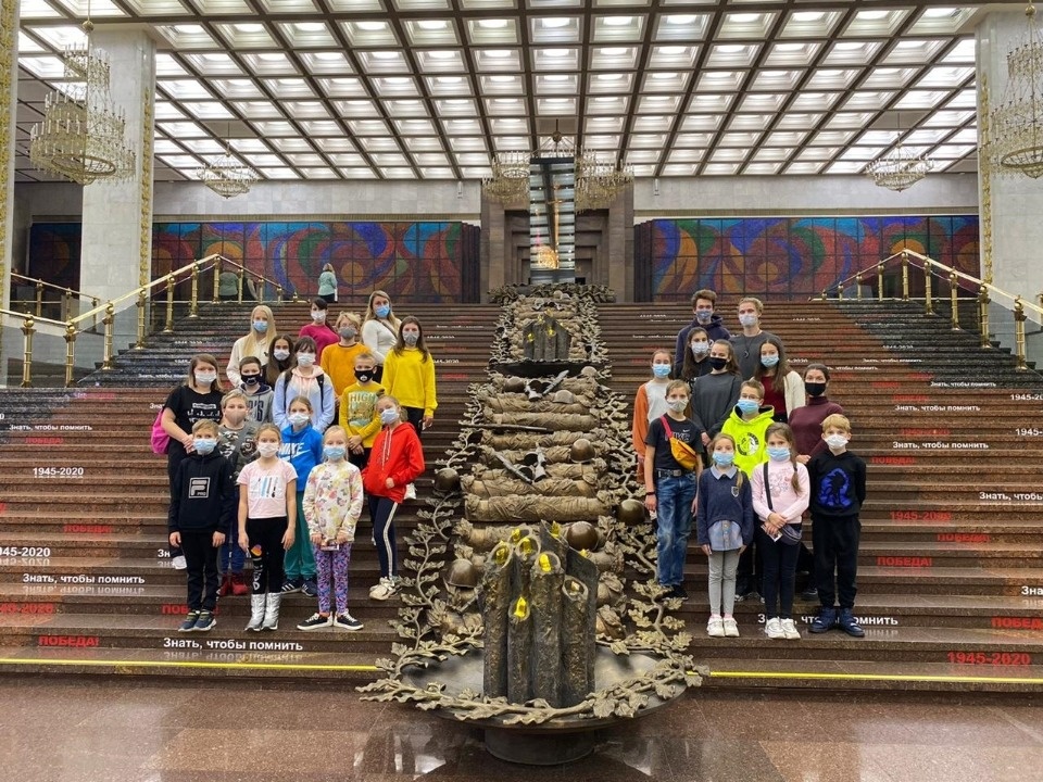 24 юных спортсмена из Псковской области посетили шоу Алексея Немова