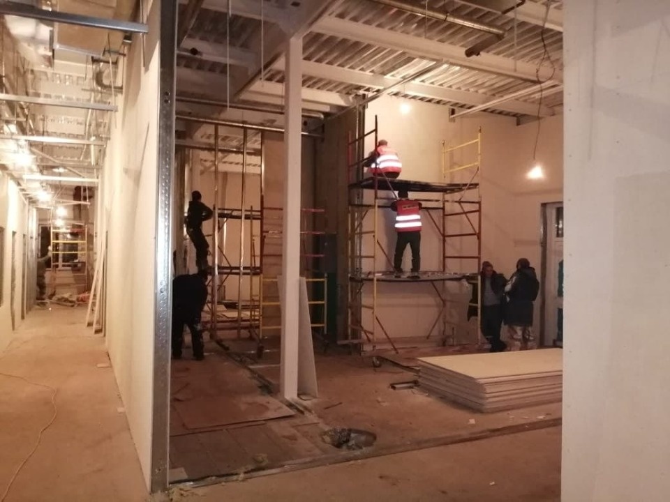 Детский корпус инфекционной больницы в Пскове готов на 62%