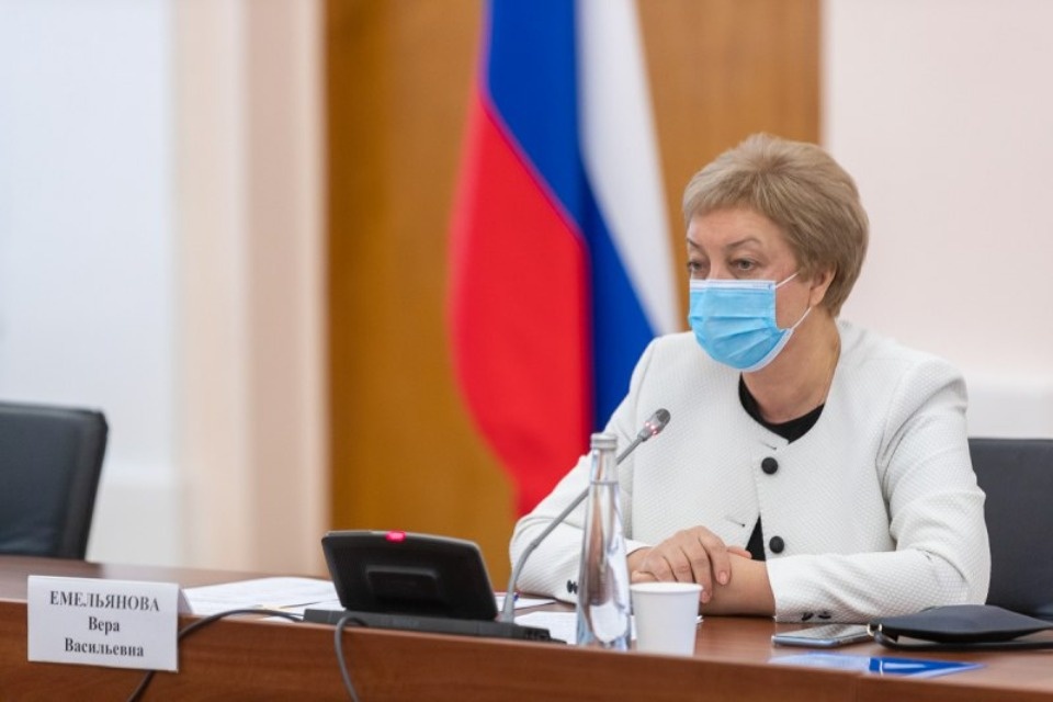 В Псковской области дополнительно приобретут 23 квартиры для детей-сирот