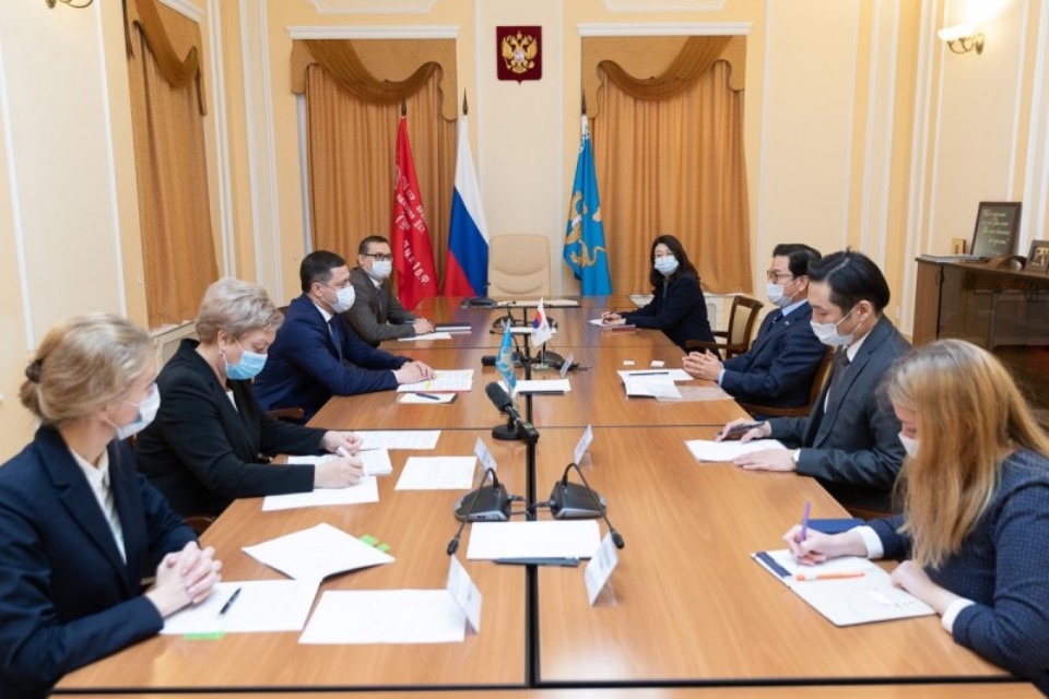 Губернатор Псковской области и генконсул Кореи обсудили перспективы сотрудничества