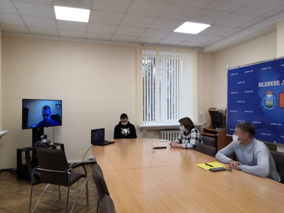 Вице-губернатор оценил реализацию нацпроектов в Великих Луках