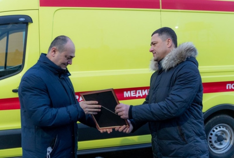 Михаил Ведерников вручил псковским врачам благодарности президента РФ Михаил Ведерников вручил псковским врачам благодарности президента РФ