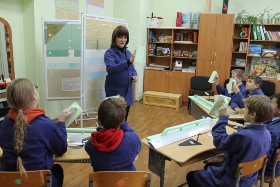 Порядка 400 тыс. рублей пошли на создание 60 мест для допобразования в Опочецком интернате