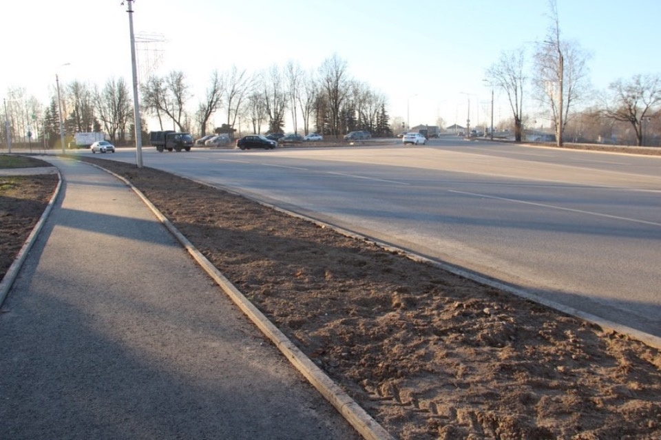 Площадь Героев-десантников и участок улицы Кузнецкой в Пскове приняли после ремонта без нареканий