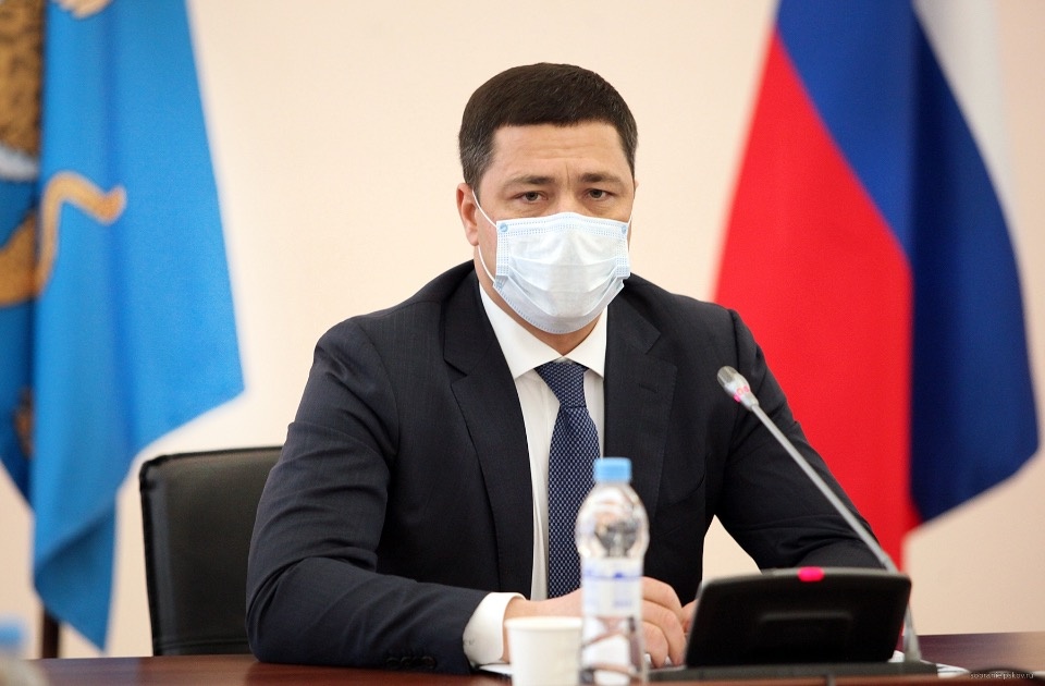 Михаил Ведерников поздравил военных с Днем ракетных войск стратегического назначения 