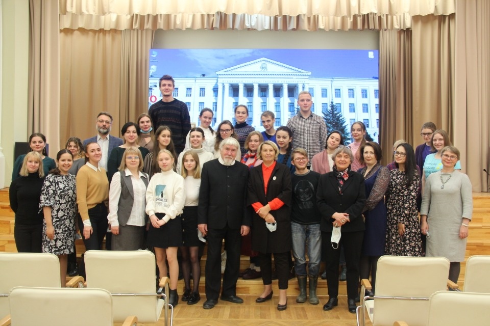 Продолжая преодолевать границы