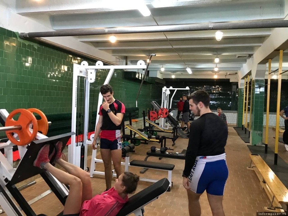 Облсовпроф возьмёт шефство над псковской спортивной школой «Ника»