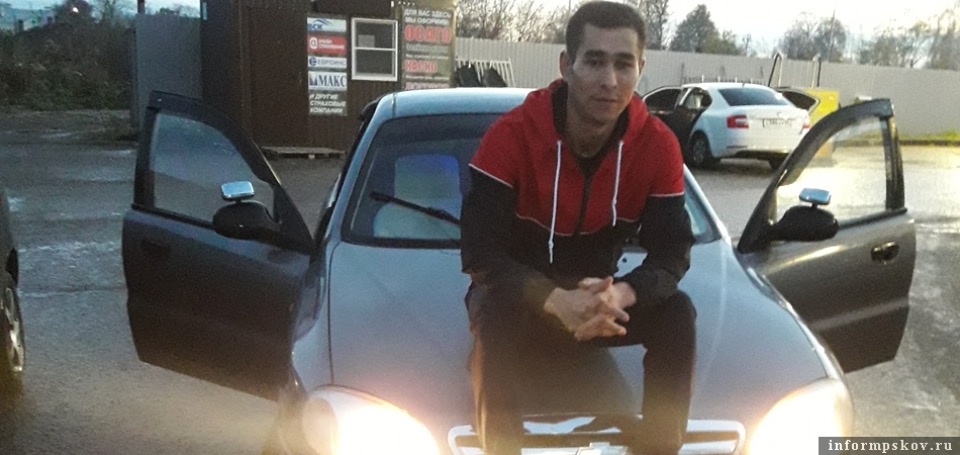 Жертвой аварии в Стругокрасненском районе стал студент ПсковГУ из Туркмении Жертвой аварии в Стругокрасненском районе стал студент ПсковГУ из Туркмении