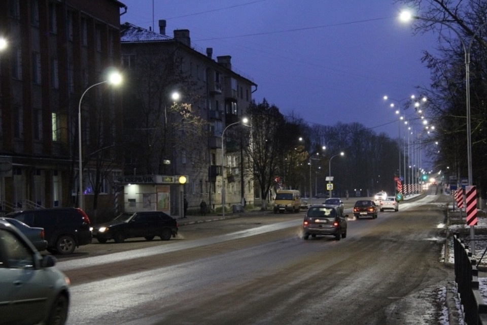 Более 50 млн рублей потратила Псковская область на освещение дорог в 2020 году