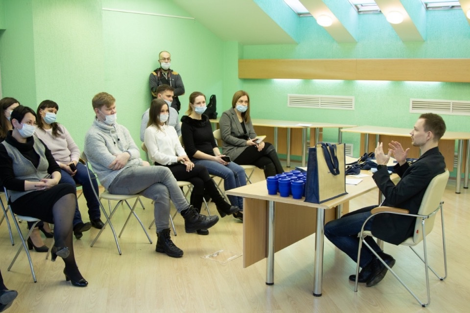 Сергей Елизаров провел экоурок для сотрудников завода «Титан-Полимер»