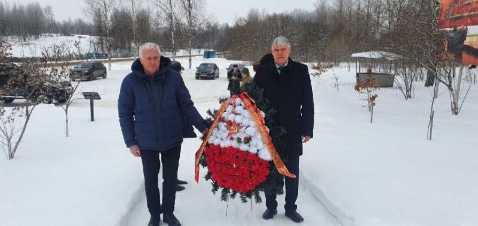 Михаил Ведерников поздравил жителей Великолукского района с 77-летием освобождением от фашистских захватчиков