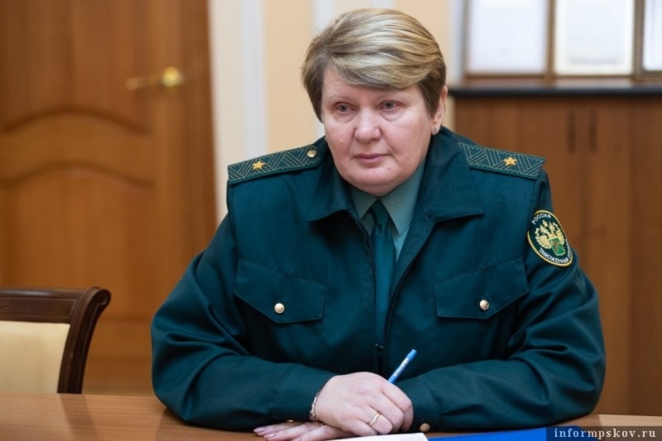 Экс-начальник  Псковской таможни стала и. о. замглавы администрации Великих Лук по экономике