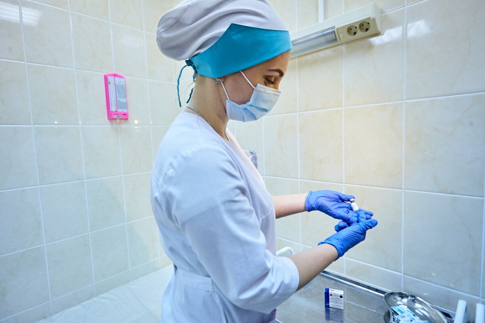 Псковичка: Сделала прививку от коронавируса - чувствую себя хорошо