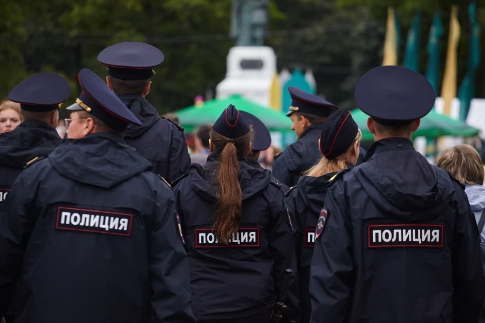 Псковская полиция предупреждает об ответственности за участие в несанкционированных акциях