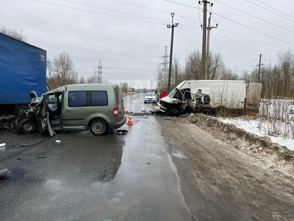 Два человека пострадали в ДТП в Пскове Два человека пострадали в ДТП в Пскове