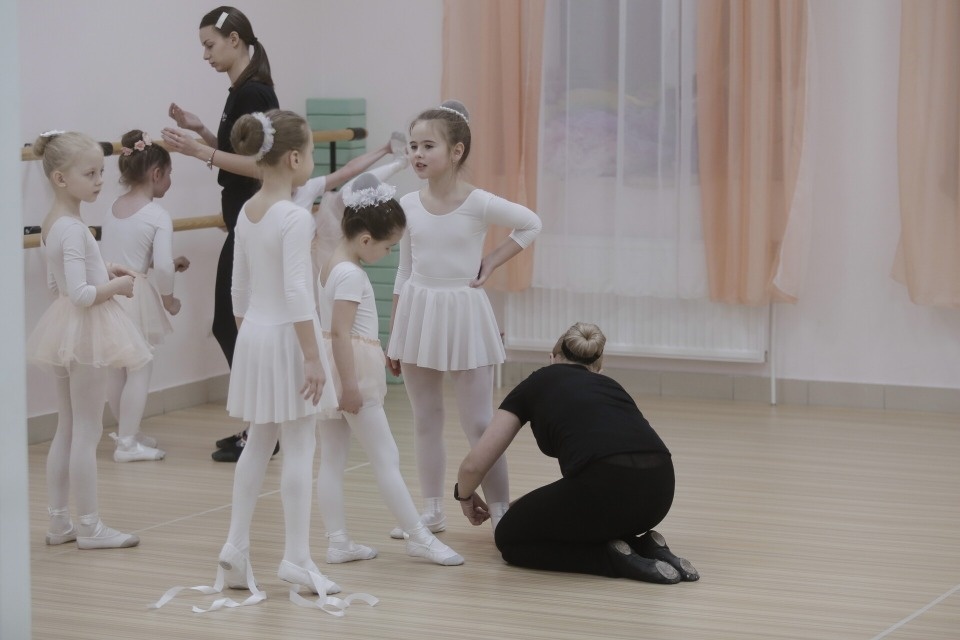 Пяточки дружат - носочки поссорились