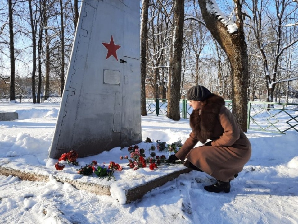 Ведерников поздравил гдовичей с 77-ой годовщиной освобождения от фашистских захватчиков Ведерников поздравил гдовичей с 77-ой годовщиной освобождения от фашистских захватчиков