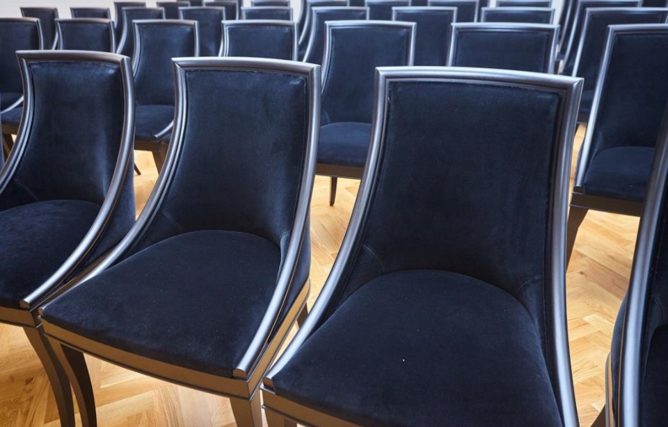 Прокурор области прокомментировал дело о стульях для музыкальной школы Пскова