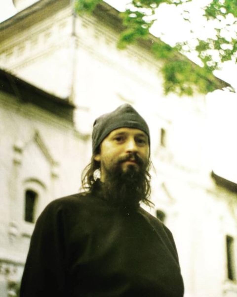 Умер иконописец Псково-Печерского монастыря Умер иконописец Псково-Печерского монастыря