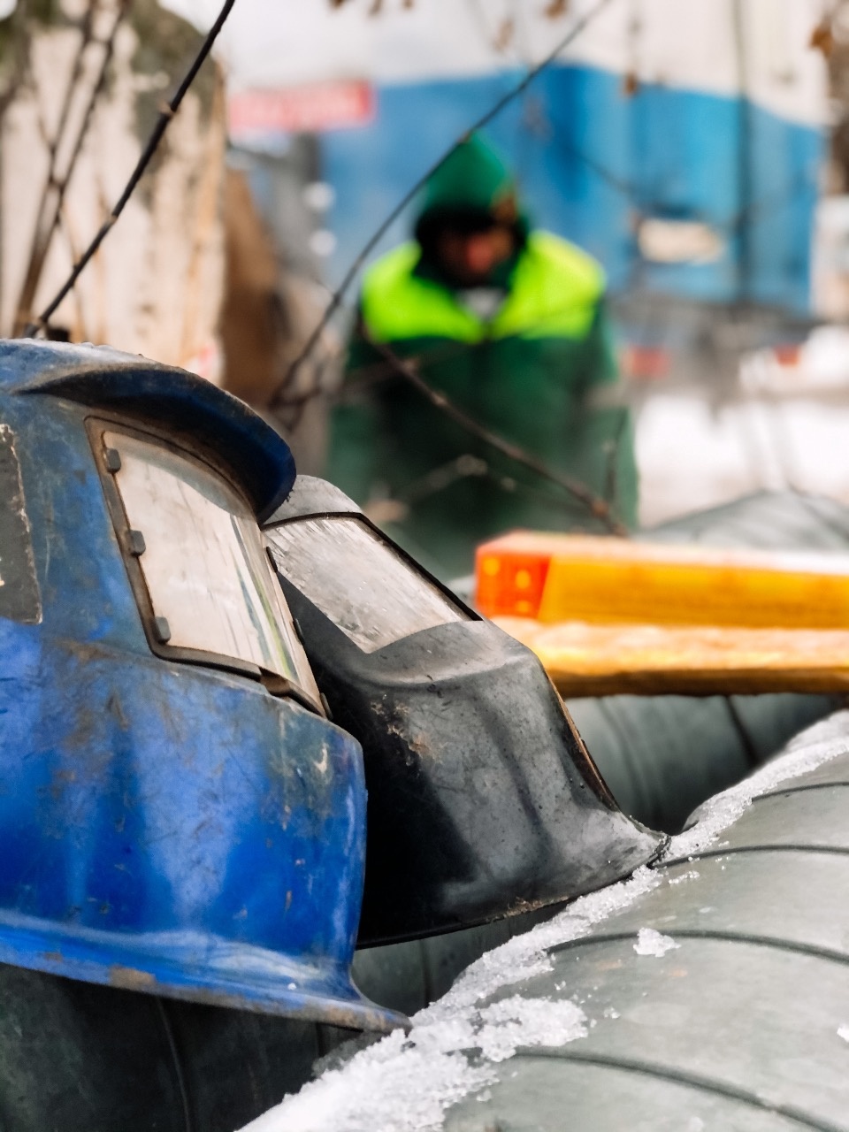 Авария на теплосетях произошла у Детской областной больницы в Пскове