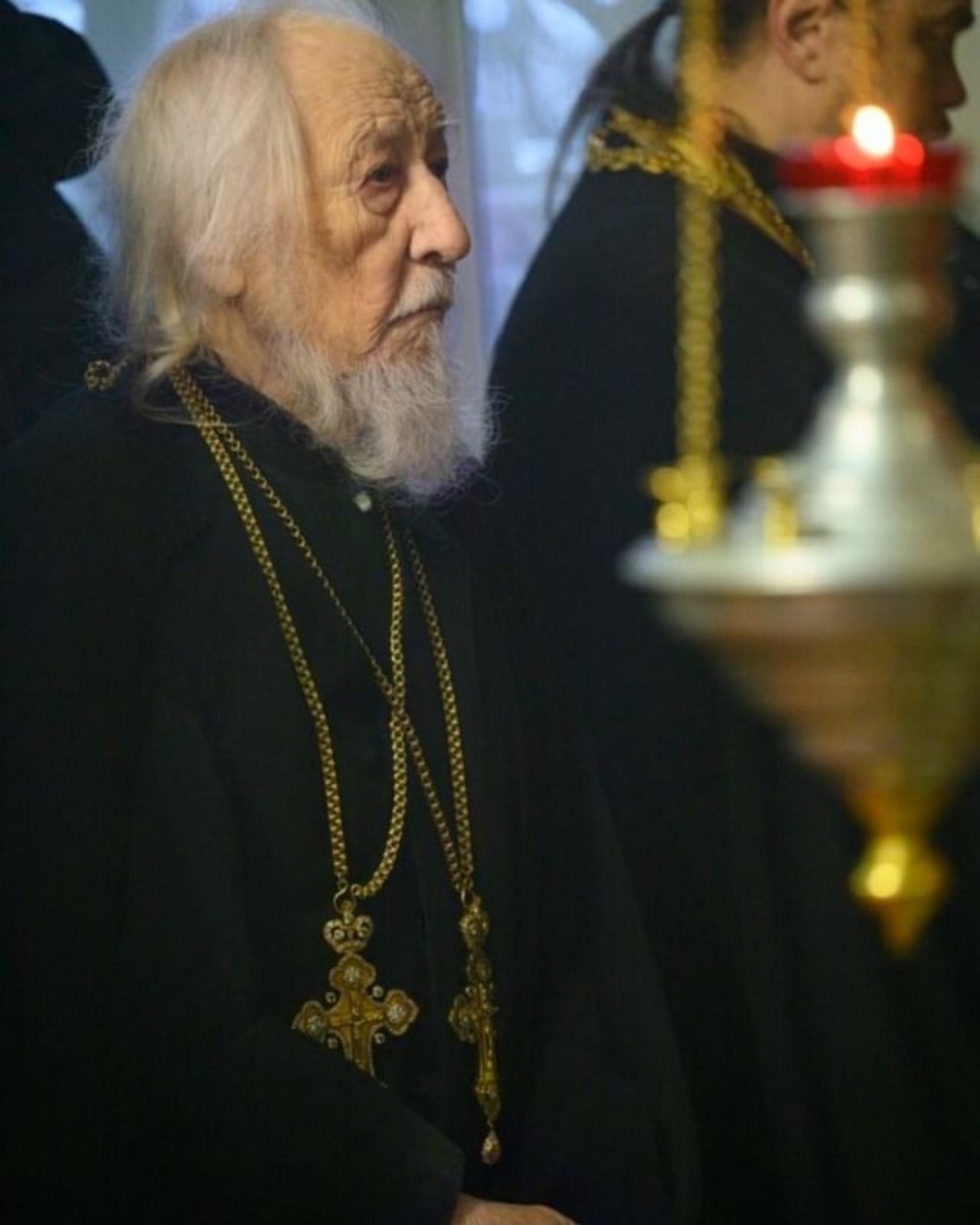 Скончался почётный настоятель храма Рождества Иоанна Предтечи в Порхове