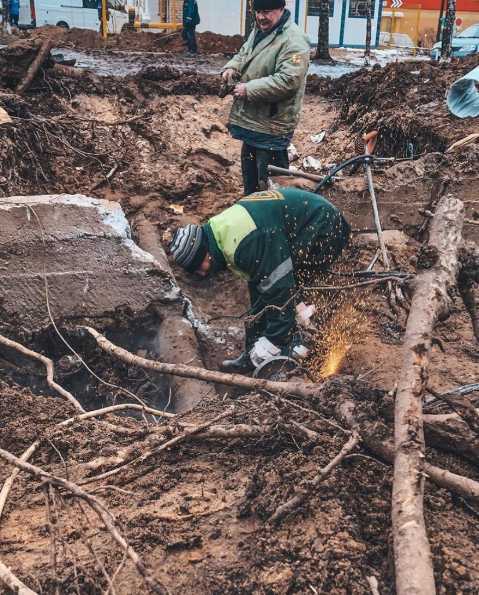 13  домов и один детский сад попали под отключение горячей воды в Пскове