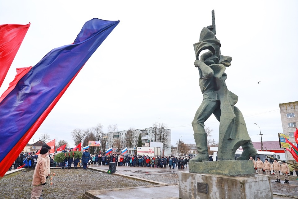 77-ую годовщину освобождения от немецко-фашистских захватчиков празднует Порховский район