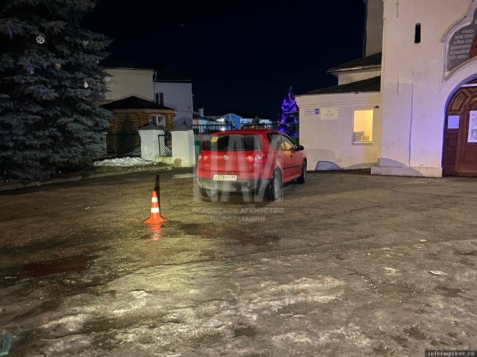 Пскович избил и несколько раз переехал мужчину автомобилем