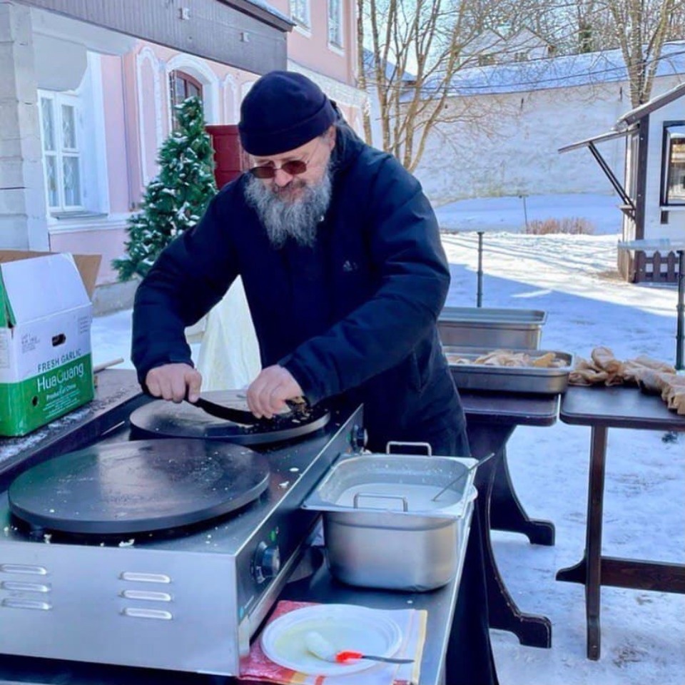 Масленичные гуляния пройдут у стен Псково-Печерского монастыря
