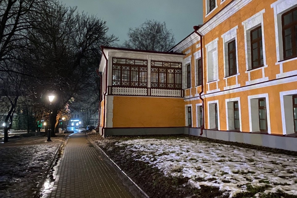 У Дома губернатора в Пскове пройдут дополнительные археологические изыскания