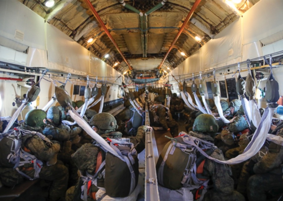 В Псковской области прошли учения экипажей военно-транспортной авиации