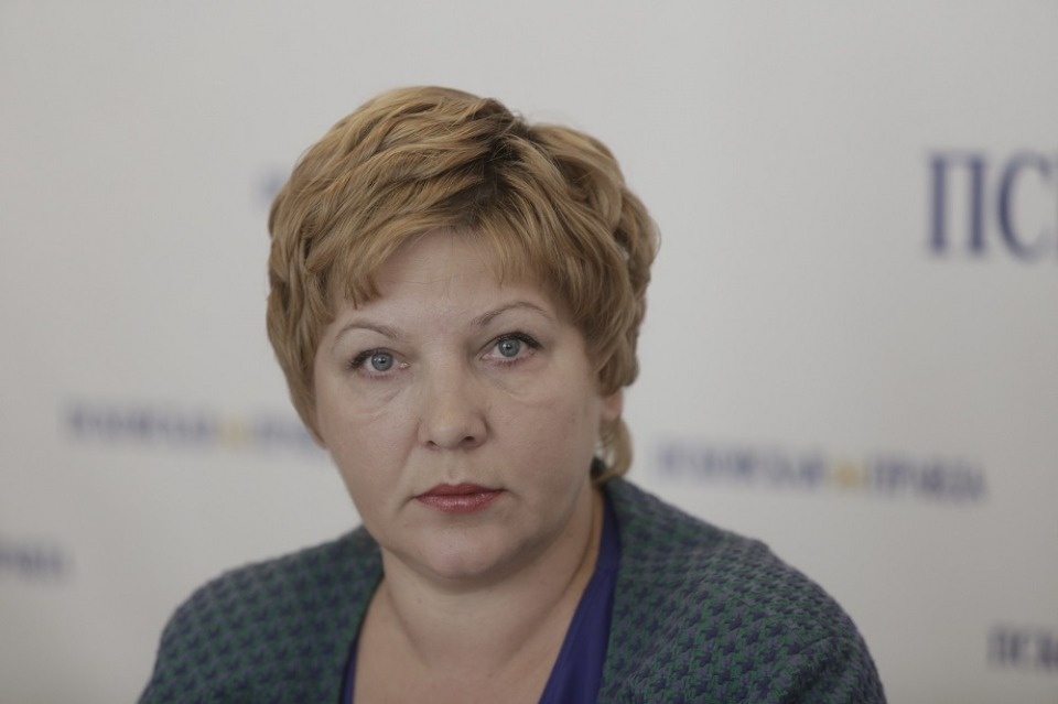 Юрист о запрете мобильных в школе Пскова: Любые наказания за его несоблюдение будут незаконны