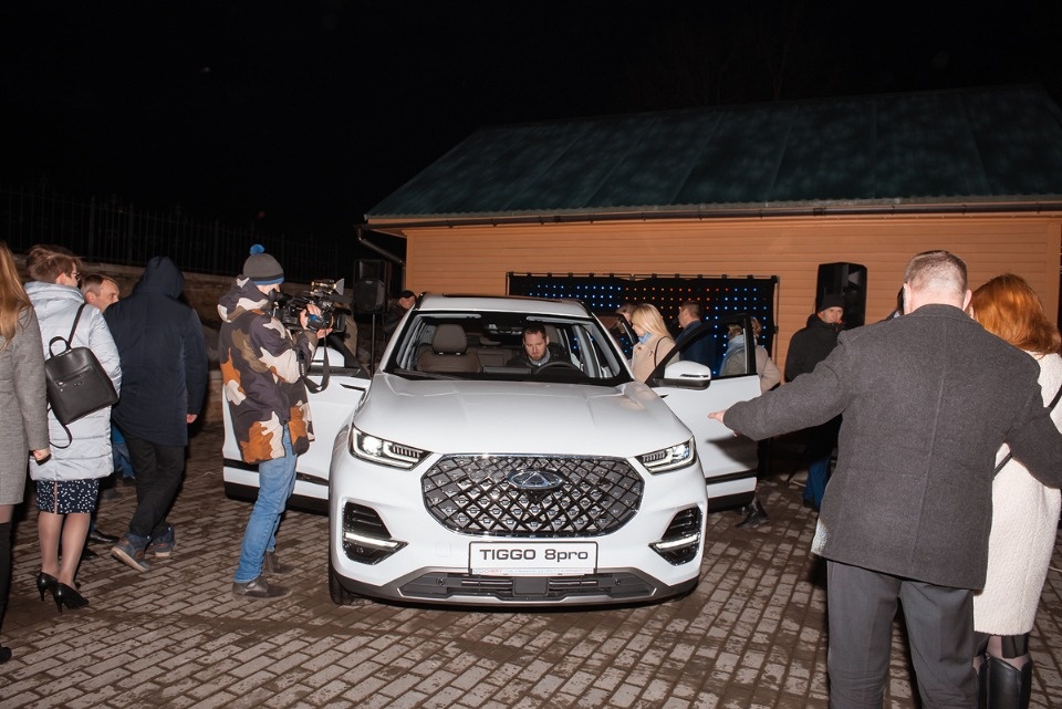 Новый городской кроссовер Chery Tiggo 8 Pro можно купить в Пскове