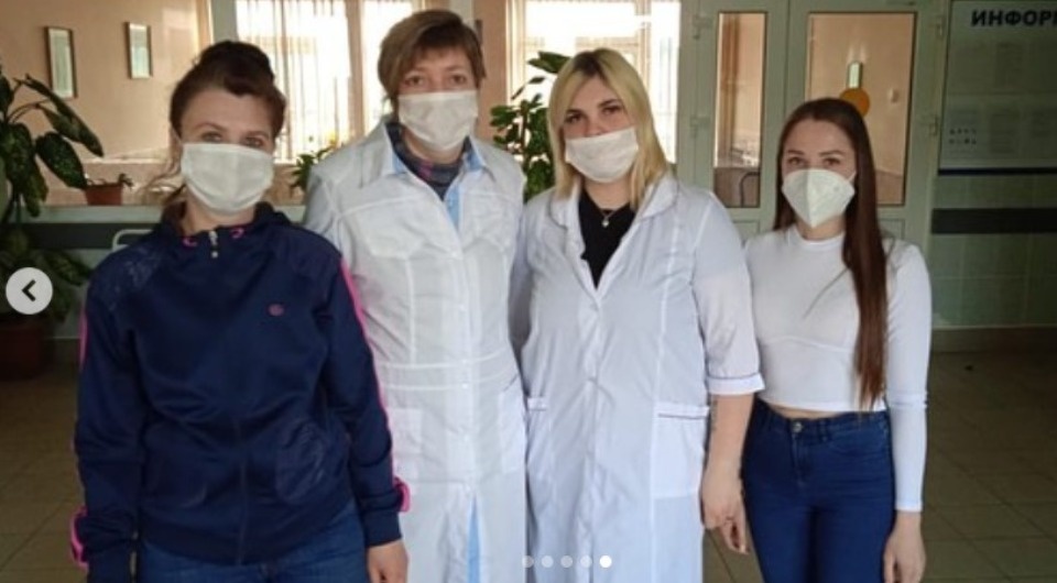 Губернатор поблагодарил за смелость работниц больницы Пскова, спасших пациентов на пожаре