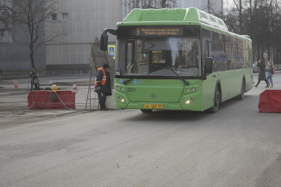 Перекрытие Октябрьского проспекта Перекрытие Октябрьского проспекта