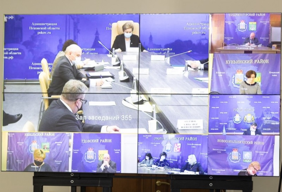 Дополнительные пункты вакцинации от COVID-19 будут организованы в Псковской области