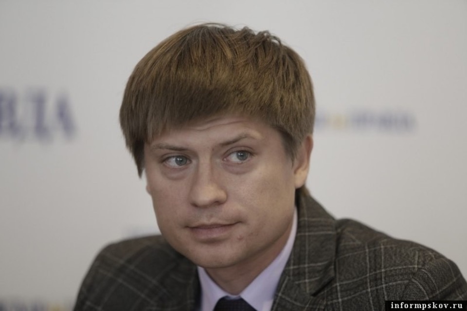 Иван Штылин покинул пост директора Ледового дворца Пскова Иван Штылин покинул пост директора Ледового дворца Пскова