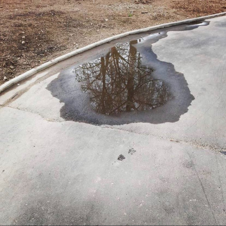 Сквер на пересечении улицы Труда и проспекта Энтузиастов в Пскове не прошел приемку